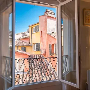  Appartement Spacious And Bright Flat Close To The : Heart Of Old